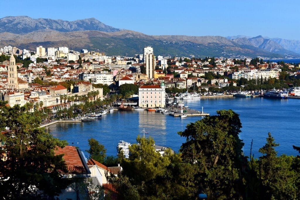 Split | Co dělat, vidět a zažít na dovolené v chorvatsku 2 split, dalmatia, croatia, city, town, landscape, panorama, coast, vacation, mediterranean, cityscape, harbour, port, haven, split, split, split, split, split, croatia, croatia