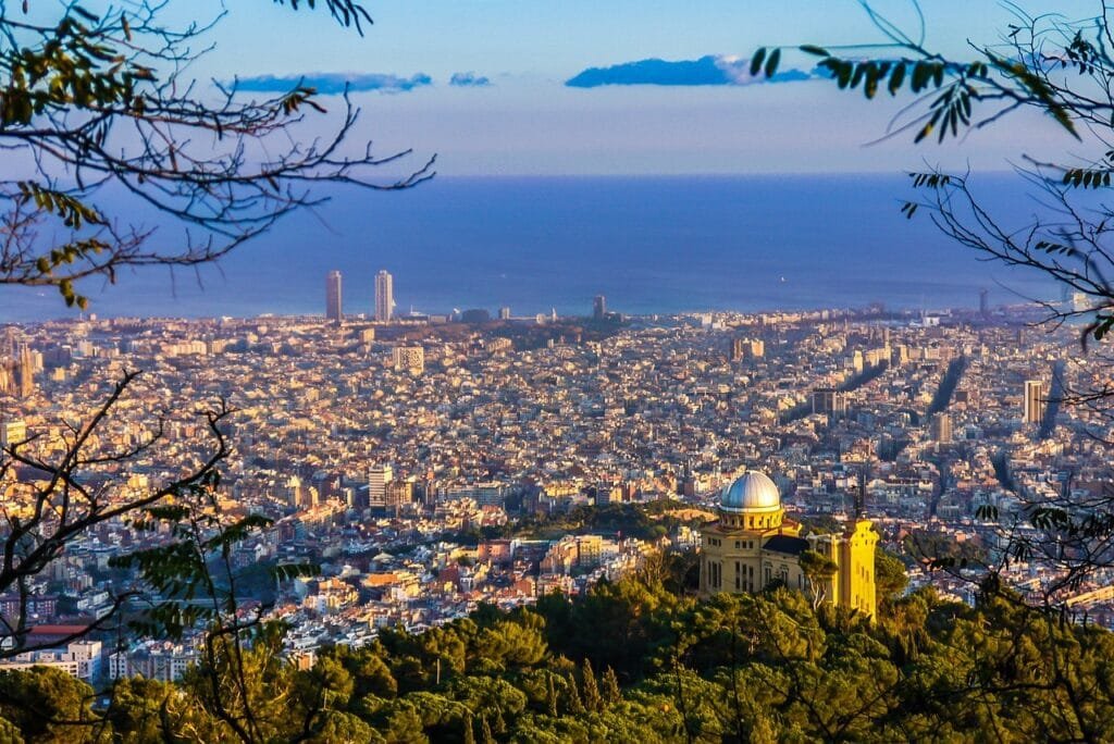 barcelona pohled na mesto