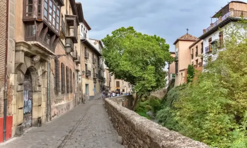 Paseo de los Tristes