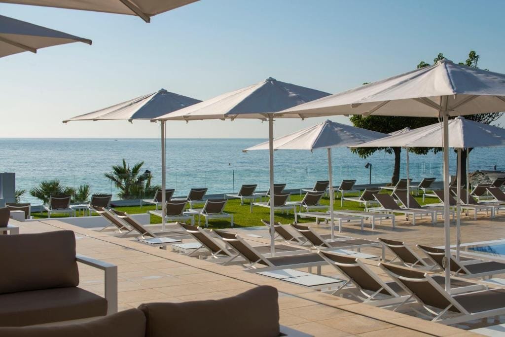 hotel estival torrequebrada piscina
