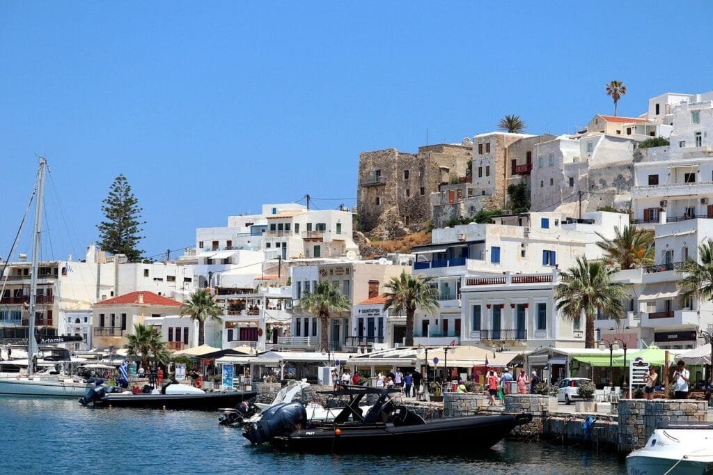 Hydra crecia, foto de la playa y pueblo