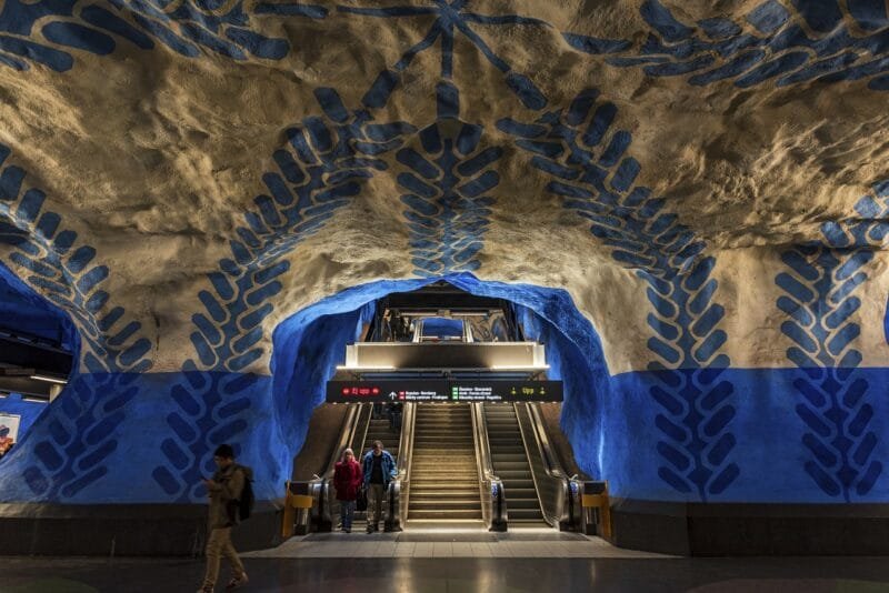 train, metro, station