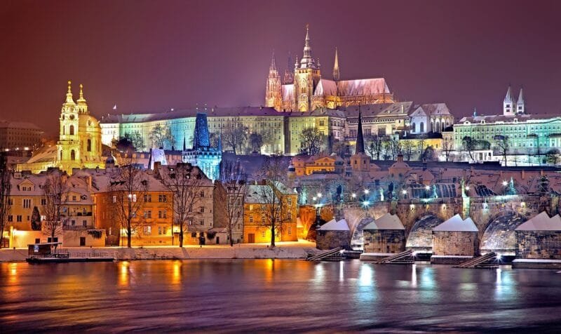 Praga | Le Migliori Destinazioni e Cosa Fare per un Viaggio 1 PRAGA CITY
