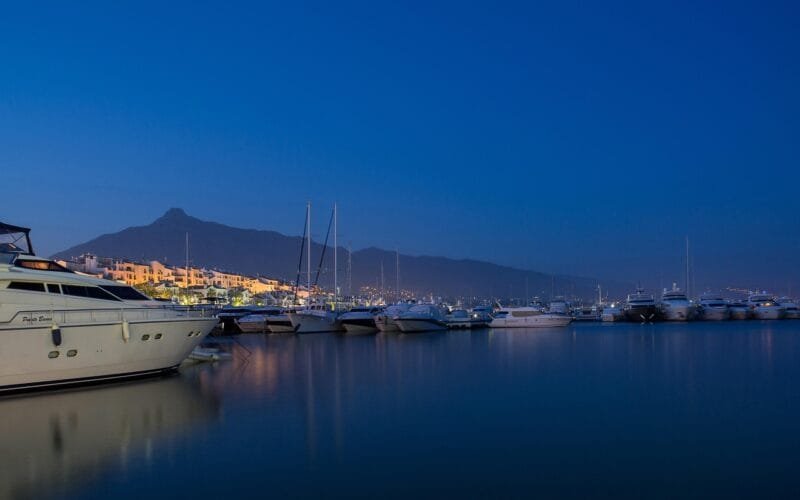 Cosa Vedere a Marbella | Dal Porto Banús al Casco Antiguo 2 yachts, port, marbella, marina, puerto banus, nina maiores, boat, spain, ships, boats, mediterranean, shipping, anchorage, sea, marbella, marbella, marbella, marbella, marbella