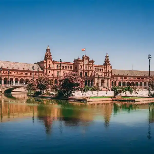sevilla foto ciudad y fuente sevilla foto ciudad y fuente